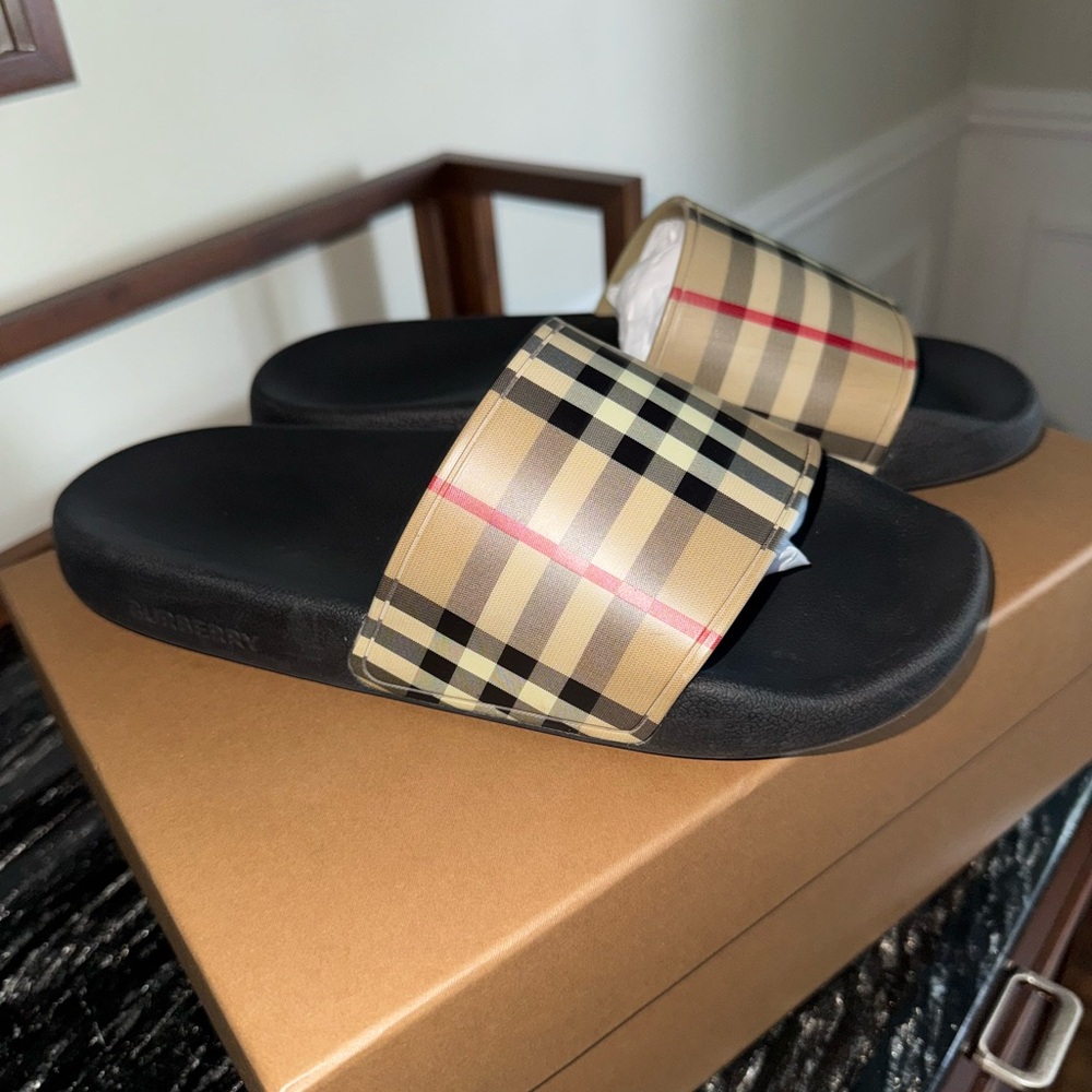 Burberry slides